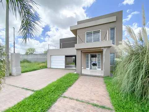 Casa en Venta en Arroyo Seco, USD 300.000