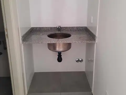 Alquiler de local en excelente zona de la ciudad