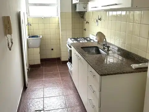 Departamento en Alquiler en Villa Pueyrredon, $ 700.000