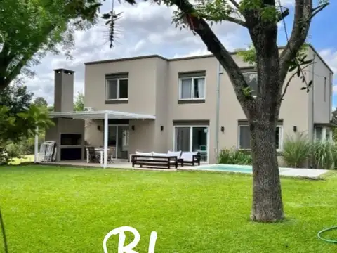 Casa  en Venta en Los Cardales Country Club, Campana, G.B.A. Zona Norte
