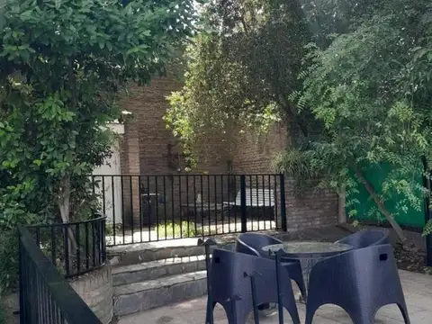 Casa en Alquiler Temporal con 5 cocheras