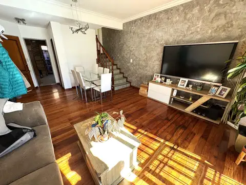 Depto Tipo Casa 3 ambientes con 1 baño