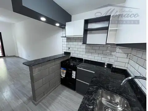 Depto Tipo Casa en Venta de 2 dormitorios
