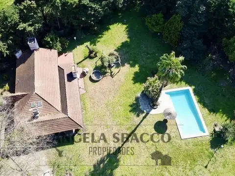 Casa en Venta con 1 cochera