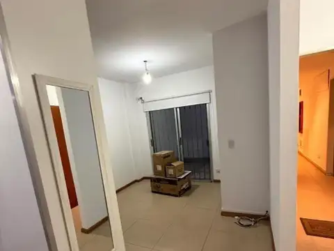 Departamento en Alquiler en Floresta Norte, $ 650.000