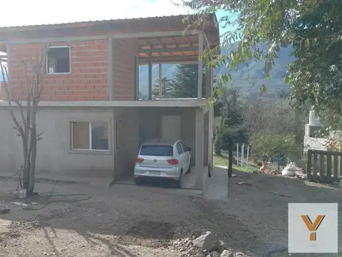 Casa en venta - 4 Dormitorios 2 Baños - Córdoba