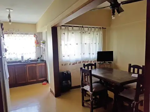 Departamento 4 ambientes con 3 baños