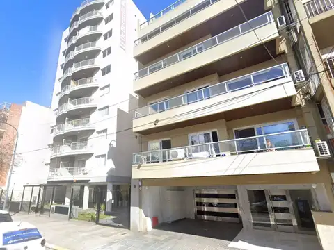 VENTA SEMIPISO CABALLITO 5 AMBIENTES 3 COCHERAS