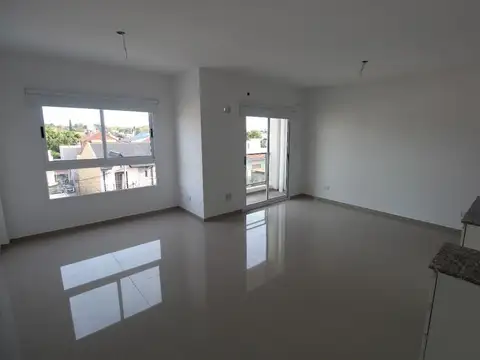 Departamento en Venta en Villa Luzuriaga, USD 55.000