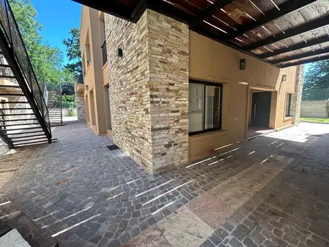 Departamento en Alquiler en Manuel Alberti, $ 880.000