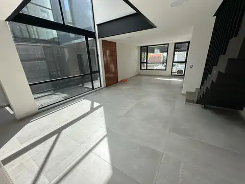 Casa en Venta al Este