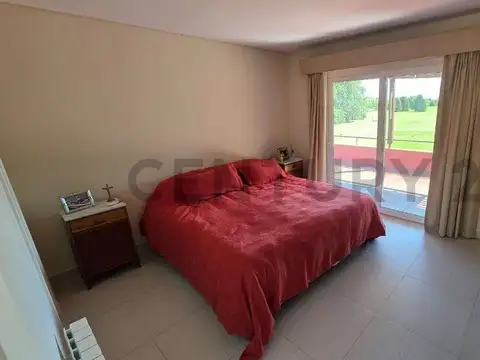 VENTA Casa 5 Ambientes VISTA AL GOLF en Chacras La Primavera Golf, Carlos Keen – ACEPTA PERMUTA
