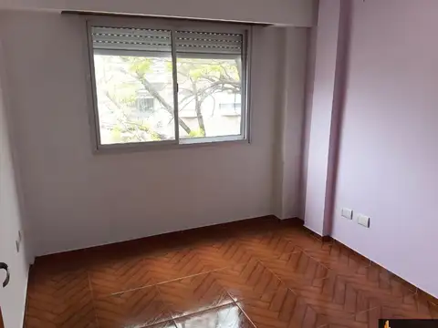 3 AMBIENTES 2 BAÑOS EN DUPLEX CON TERRAZA