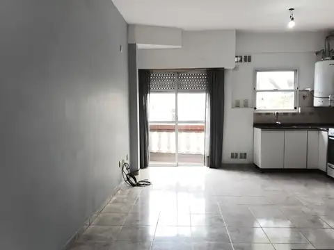 Depto Tipo Casa en Alquiler de 2 dormitorios