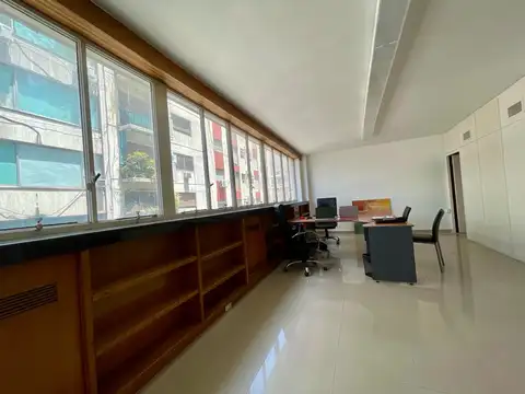 Oficina en Alquiler 60 años