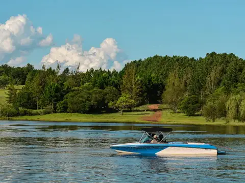 Casa 2 ambientes con 1 baño