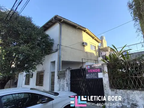 Casa a reciclar en Villa Adelina