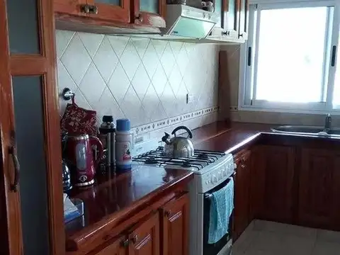 Casa en venta - 5 dormitorios 5 baños 2 cocheras - 3500mts2 - Coronel Brandsen