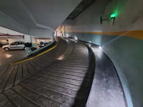 Venta Cochera cubierta Belgrano