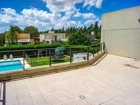 Casa en Venta en Funes, USD 590.000