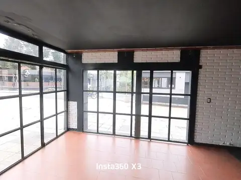 Local en Venta 30 años