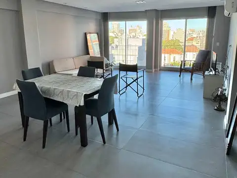 Venta departamento tres ambientes en RECOLETA