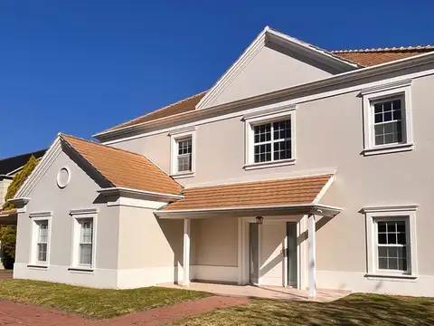 Casa en venta en Pilar Golf Club --