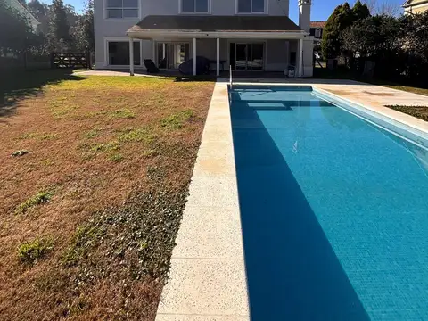 Casa en Venta de 5 dormitorios
