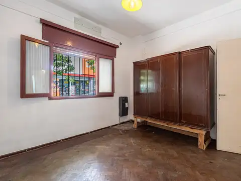 Casa con excelente ubicación | Ideal vivienda o uso comercial