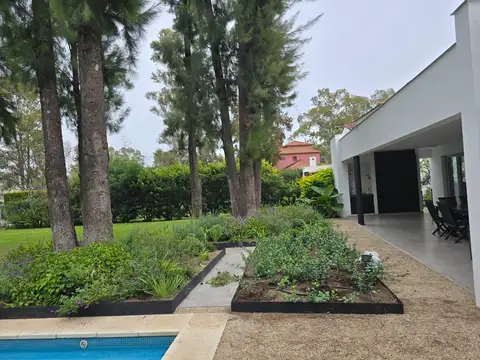 Casa en Alquiler Temporal al Este