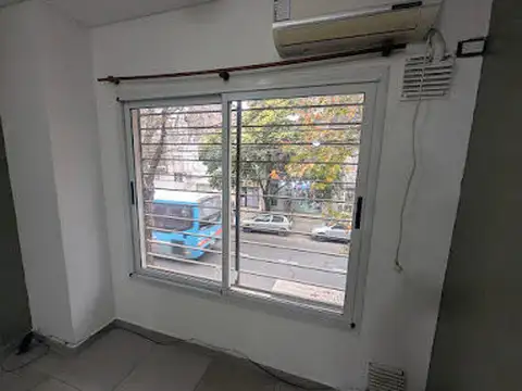 Maipu 2372 , Piso 1