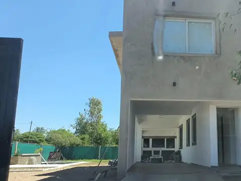 CASA 3 DORMITORIOS - ALTA GRACIA