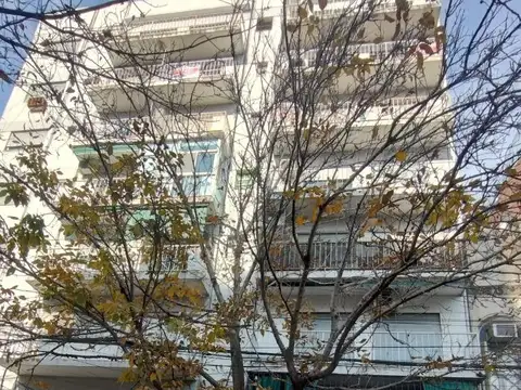 Tucuman 1800, Piso 6