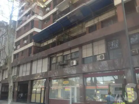 Oficina en Alquiler en Monserrat, $ 850.000