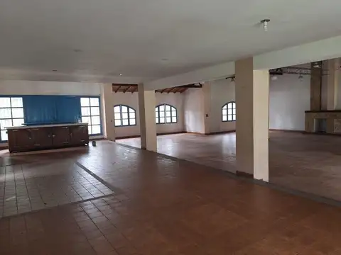 Casa en Alquiler de 4 dormitorios