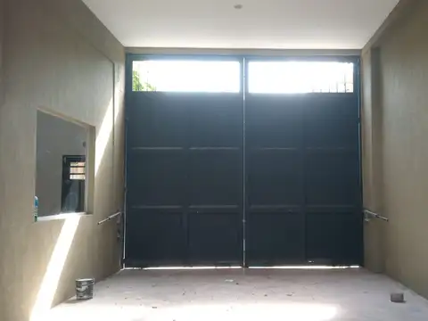 Galpón 480m2 S/Lote 8,66x36 a ESTRENAR