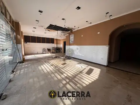 Venta de Lote c/ local comercial, en Villa Adelina