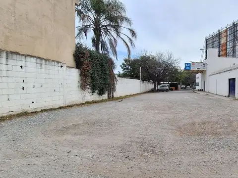 Terreno en Venta 20  mts Frente