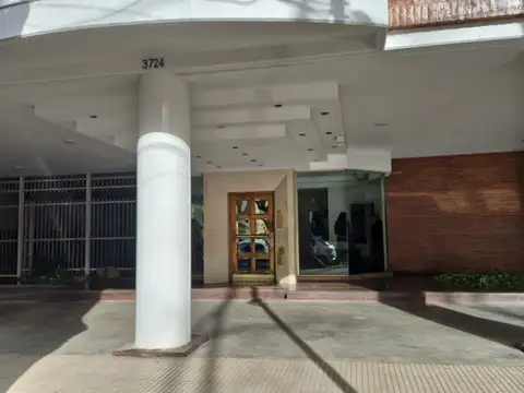 Avenida Hipólito Yrigoyen 3700, Piso 4