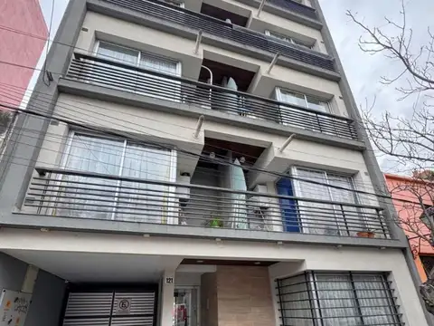 Santiago Del Estero 121 , Piso 3