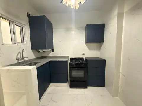 VENTA depto 2 amb con patio - Reciclado a nuevo - Apto credito