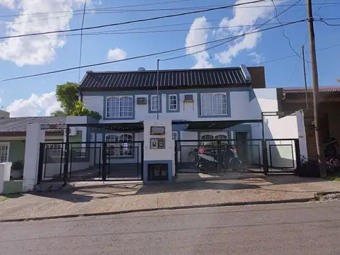 Sarmiento entre Bv. Rivadavia y Cuneo , Piso 0