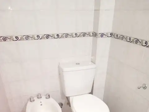 Departamento en Alquiler en Ramos Mejía, $ 400.000