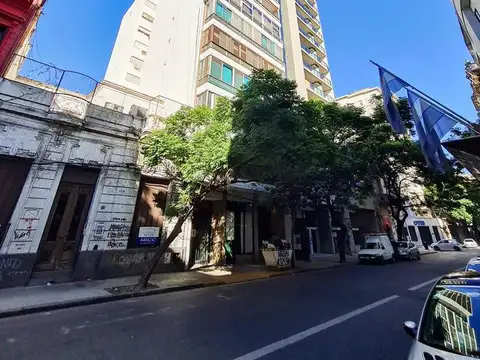 VENTA Departamento 3 Dormitorios con Cochera en Zona Centro de Rosario