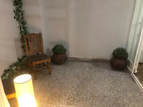 Arenales y Pueyrredón, departamento semi - amoblado / A una cuadra de Av. Santa Fe /Subte/