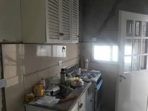 Depto Tipo Casa en Venta de 5 ambientes