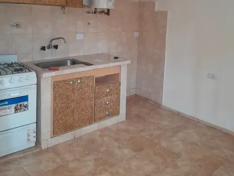 Depto Tipo Casa 5 ambientes con 2 baños