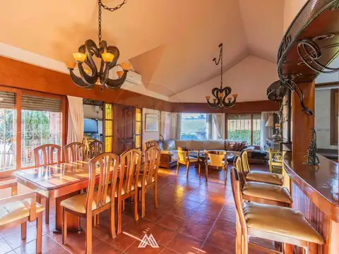 Casa en Venta en Atlantida, USD 430.000