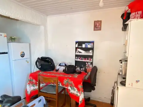 Casa 9 ambientes con 3 baños