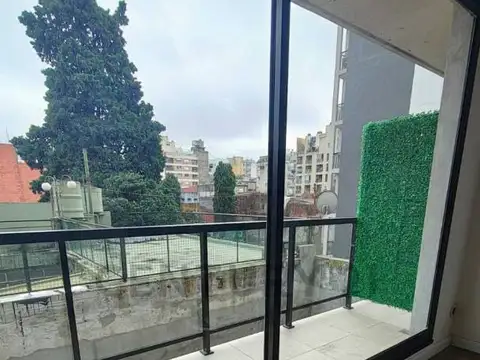 Luis Zaenz Peña 1000, Piso 3